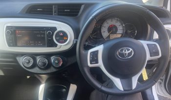 2013/63 Toyota Yaris 1.33 VVT-i Trend 5dr h/b full