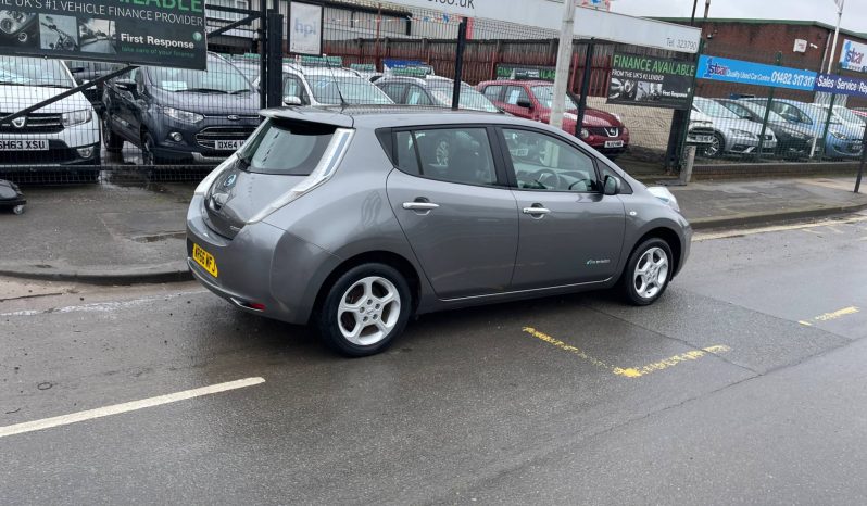 2016/66 Nissan Leaf 80kW Acenta 30kWh 5dr h/b Automatic ELECTRIC full