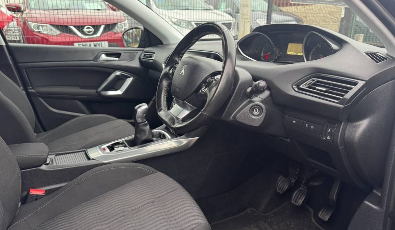 2015/65 Peugeot 308 1.6 BlueHDi (100) Active 5dr h/b full