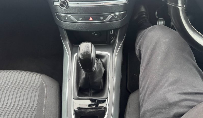 2015/65 Peugeot 308 1.6 BlueHDi (100) Active 5dr h/b full