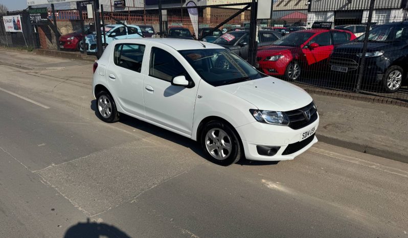 2014/14 Dacia Sandero 1.5 dCi Laureate 5dr h/b full