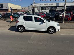 2014/14 Dacia Sandero 1.5 dCi Laureate 5dr h/b full