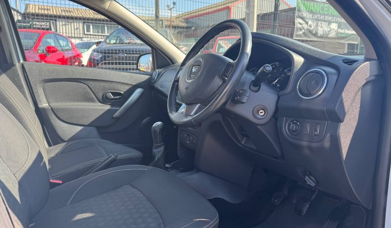 2014/14 Dacia Sandero 1.5 dCi Laureate 5dr h/b full