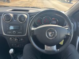 2014/14 Dacia Sandero 1.5 dCi Laureate 5dr h/b full