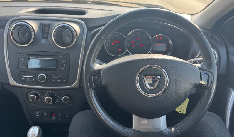 2014/14 Dacia Sandero 1.5 dCi Laureate 5dr h/b full