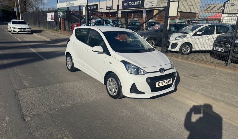 2017/17 Hyundai i10 1.0 SE 5dr h/b full