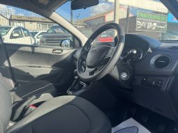 2017/17 Hyundai i10 1.0 SE 5dr h/b full