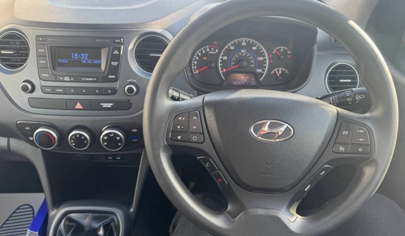 2017/17 Hyundai i10 1.0 SE 5dr h/b full