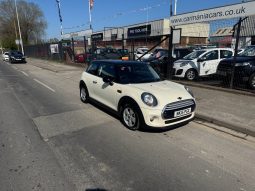 2015/15 MINI 1.5 Cooper D 3dr h/b full