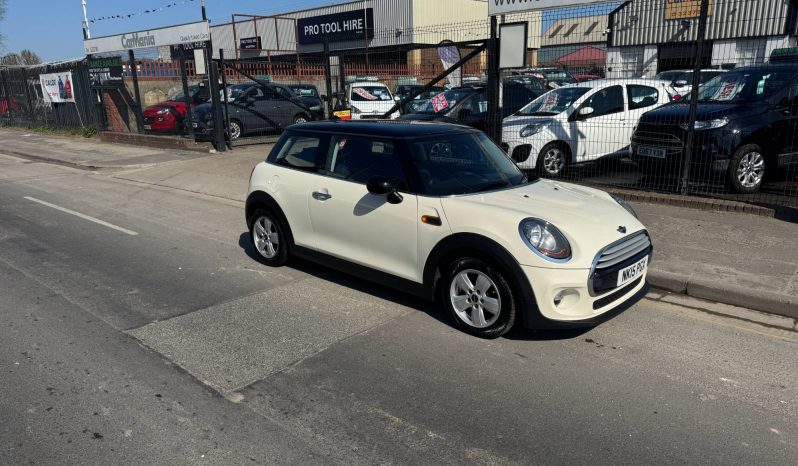 2015/15 MINI 1.5 Cooper D 3dr h/b full