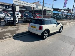 2015/15 MINI 1.5 Cooper D 3dr h/b full