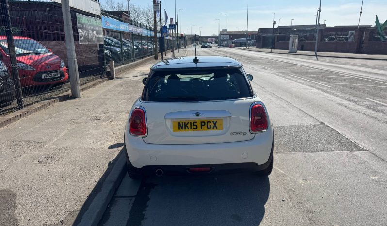 2015/15 MINI 1.5 Cooper D 3dr h/b full