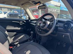 2015/15 MINI 1.5 Cooper D 3dr h/b full