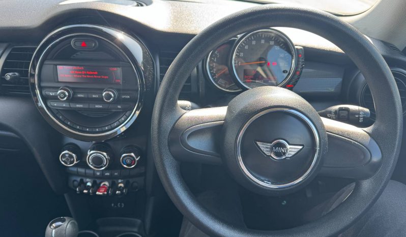 2015/15 MINI 1.5 Cooper D 3dr h/b full