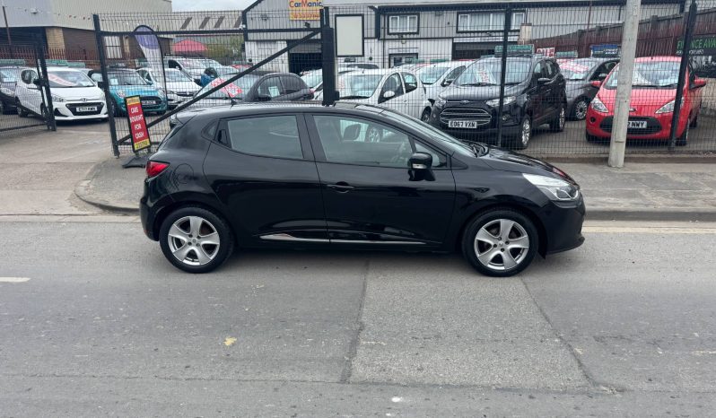 2015/65 Renault Clio 1.5 dCi 90 Dynamique Nav 5dr h/b full