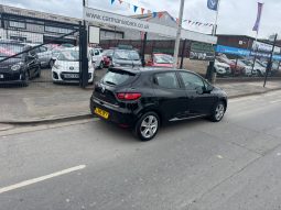 2015/65 Renault Clio 1.5 dCi 90 Dynamique Nav 5dr h/b full