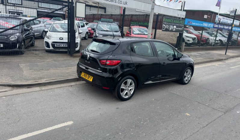 2015/65 Renault Clio 1.5 dCi 90 Dynamique Nav 5dr h/b full