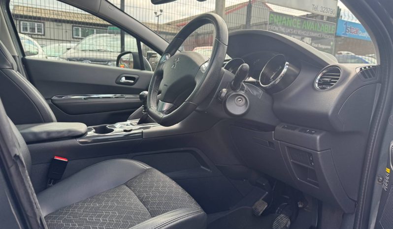 2015/15 Peugeot 3008 1.6 HDi Allure 5dr Diesel MPV full