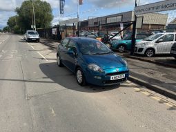 2013/63 Fiat Punto 1.4 Easy 5dr h/b full