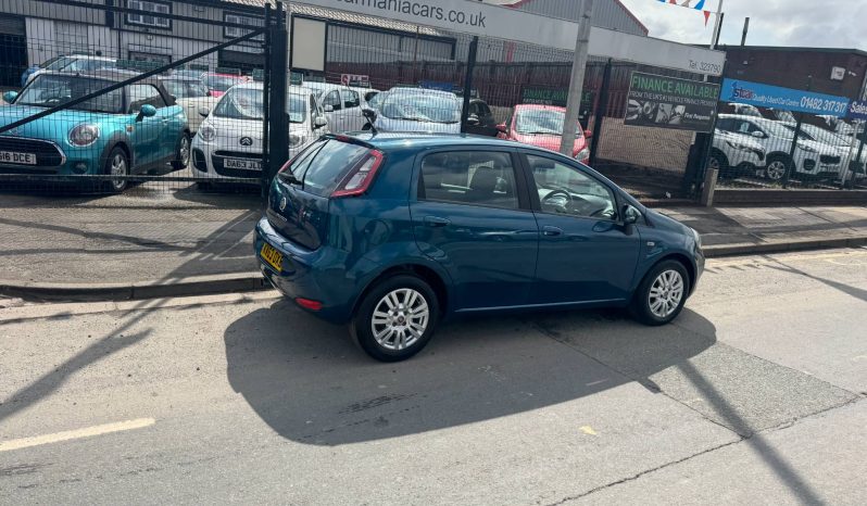 2013/63 Fiat Punto 1.4 Easy 5dr h/b full