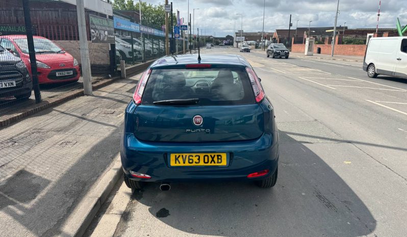 2013/63 Fiat Punto 1.4 Easy 5dr h/b full