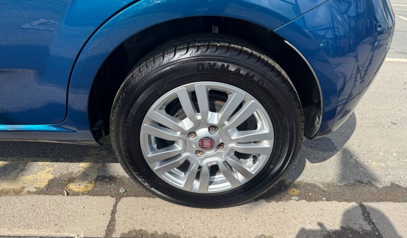 2013/63 Fiat Punto 1.4 Easy 5dr h/b full
