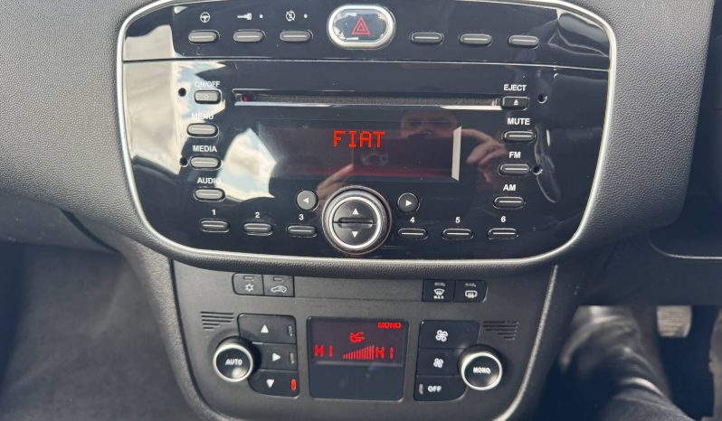 2013/63 Fiat Punto 1.4 Easy 5dr h/b full