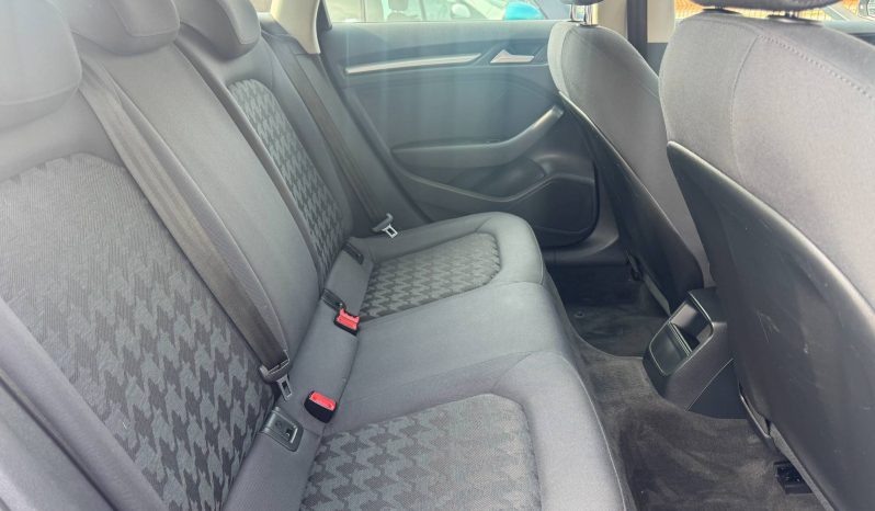 2014/14 Audi A3 1.6 TDI SE 5dr h/b full
