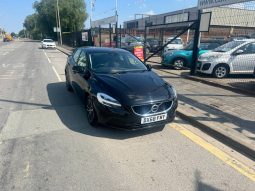 2018/68 Volvo V40 T2 [122] Momentum Nav Plus 5dr h/b full