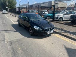 2018/68 Volvo V40 T2 [122] Momentum Nav Plus 5dr h/b full