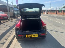 2018/68 Volvo V40 T2 [122] Momentum Nav Plus 5dr h/b full