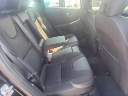 2018/68 Volvo V40 T2 [122] Momentum Nav Plus 5dr h/b full