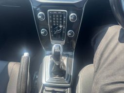 2018/68 Volvo V40 T2 [122] Momentum Nav Plus 5dr h/b full