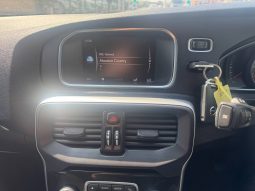 2018/68 Volvo V40 T2 [122] Momentum Nav Plus 5dr h/b full