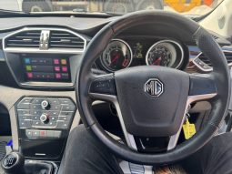 2017/67 MG GS 1.5 TGI Excite 5dr SUV full