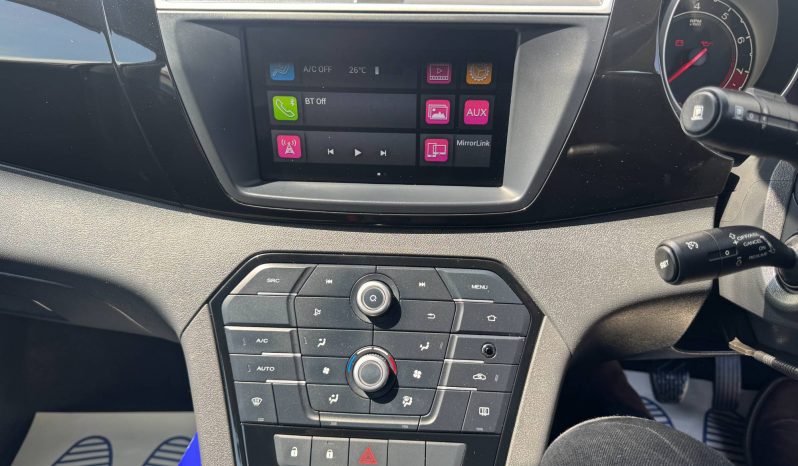 2017/67 MG GS 1.5 TGI Excite 5dr SUV full