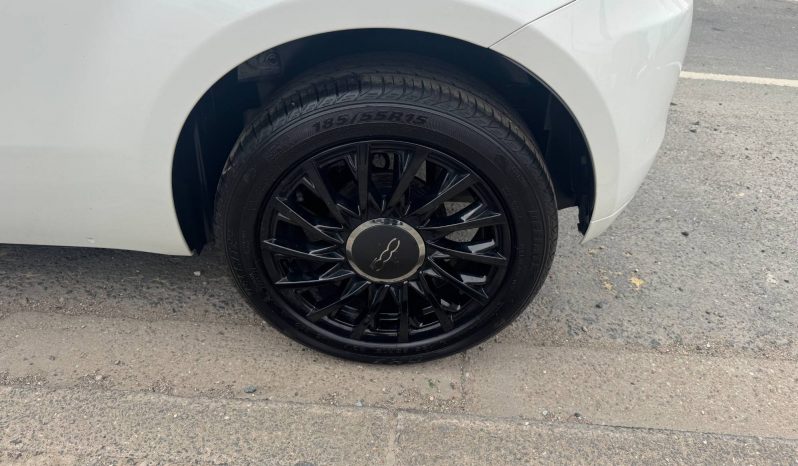 2015/65 Fiat 500 1.2 Lounge 3dr h/b full