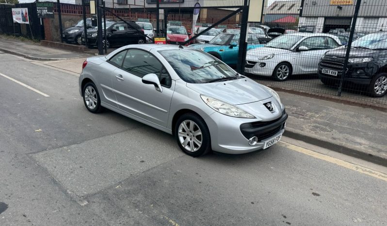 2008/58 Peugeot 207CC 1.6 16V Sport 2dr Convertible full