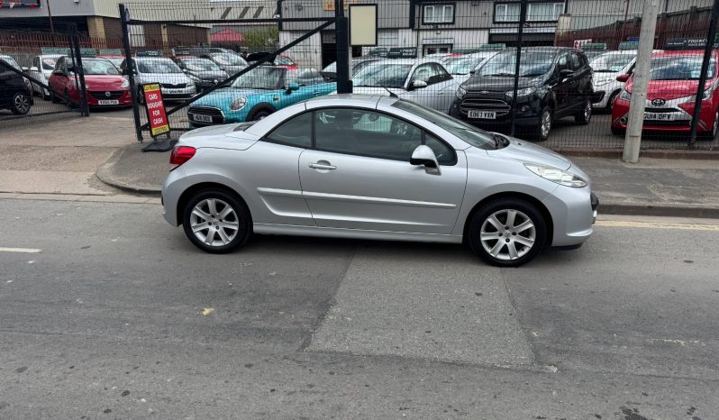 2008/58 Peugeot 207CC 1.6 16V Sport 2dr Convertible full