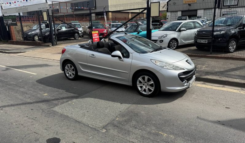 2008/58 Peugeot 207CC 1.6 16V Sport 2dr Convertible full