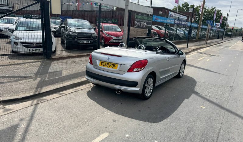 2008/58 Peugeot 207CC 1.6 16V Sport 2dr Convertible full