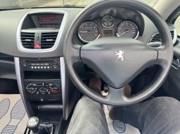 2008/58 Peugeot 207CC 1.6 16V Sport 2dr Convertible full