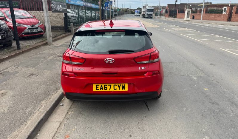 2017/67 Hyundai I30 1.6 CRDi SE Nav 5dr h/b full
