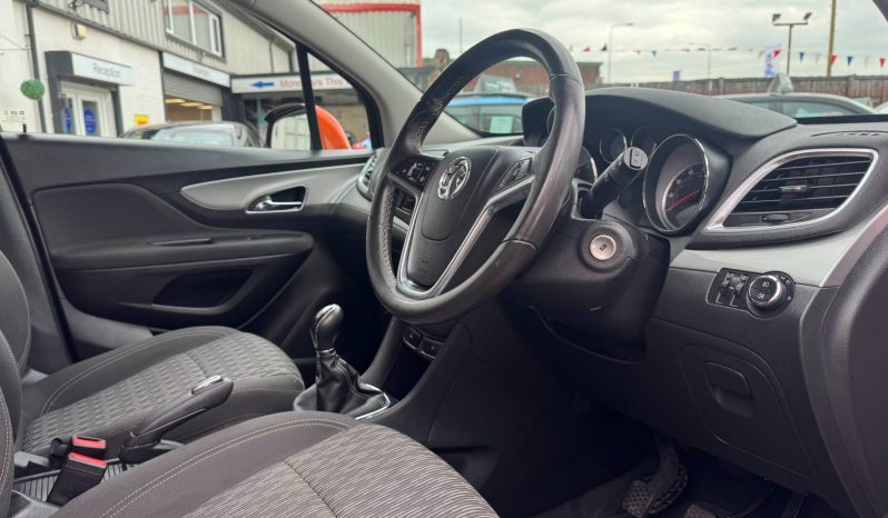 2015/15 Vauxhall Mokka 1.6i Tech Line 5dr SUV full