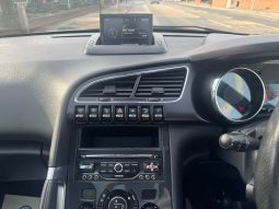 2015/65 Peugeot 3008 1.6 BlueHDi (120) Allure 5dr SUV full