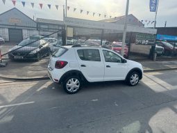 2016/66 Dacia Sandero Stepway 1.5 DCi Ambiance 5dr SUV (Facelift) full