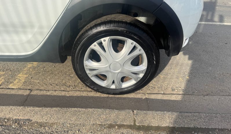 2016/66 Dacia Sandero Stepway 1.5 DCi Ambiance 5dr SUV (Facelift) full
