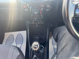 2016/66 Peugeot 108 1.2 PureTech Allure 5dr h/b full