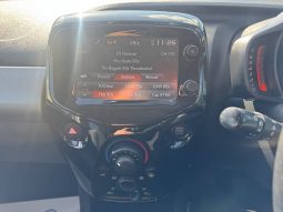 2016/66 Peugeot 108 1.2 PureTech Allure 5dr h/b full