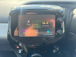 2016/66 Peugeot 108 1.2 PureTech Allure 5dr h/b full